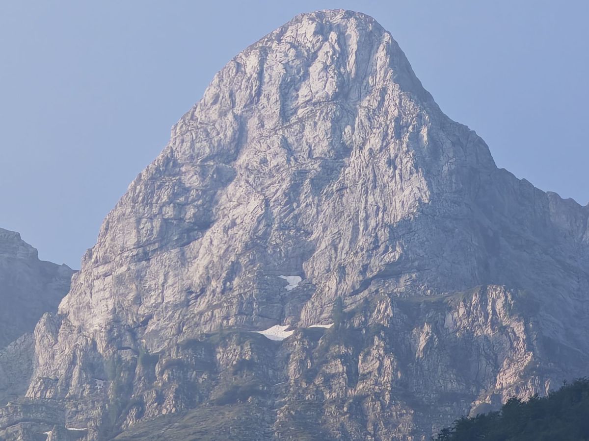 Spigolo Nord Ovest – Corna di&nbsp;Valcanale